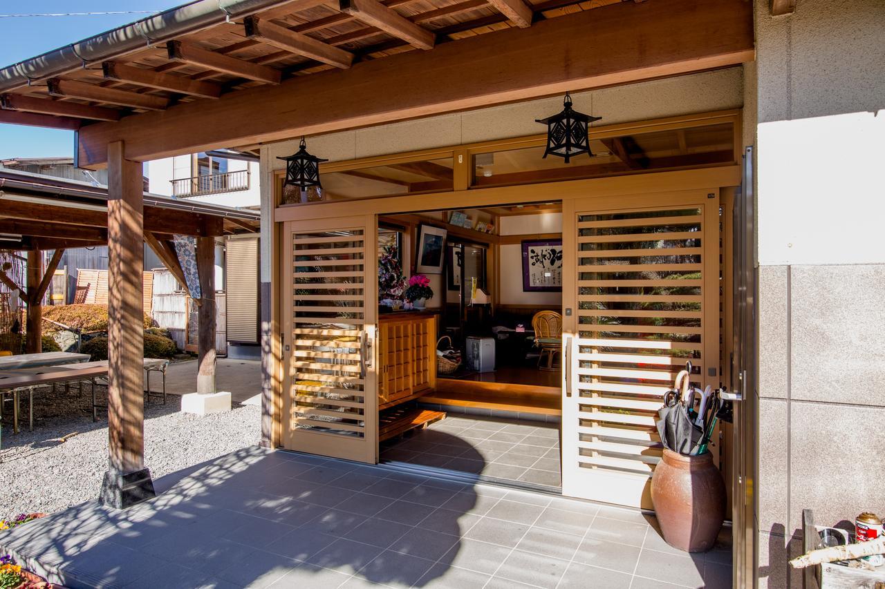 Resort Inn Fushimi Mt Fuji Fujikawaguchiko Ngoại thất bức ảnh