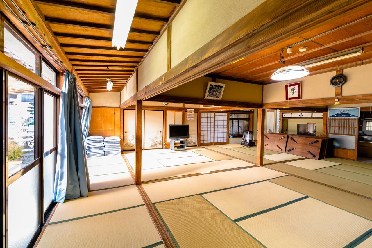 Resort Inn Fushimi Mt Fuji Fujikawaguchiko Ngoại thất bức ảnh